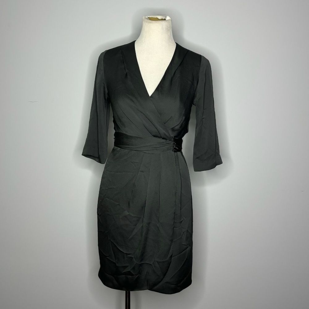 Banana Republic- Grey 3/4 Sleeve Wrap Knee Length Dress